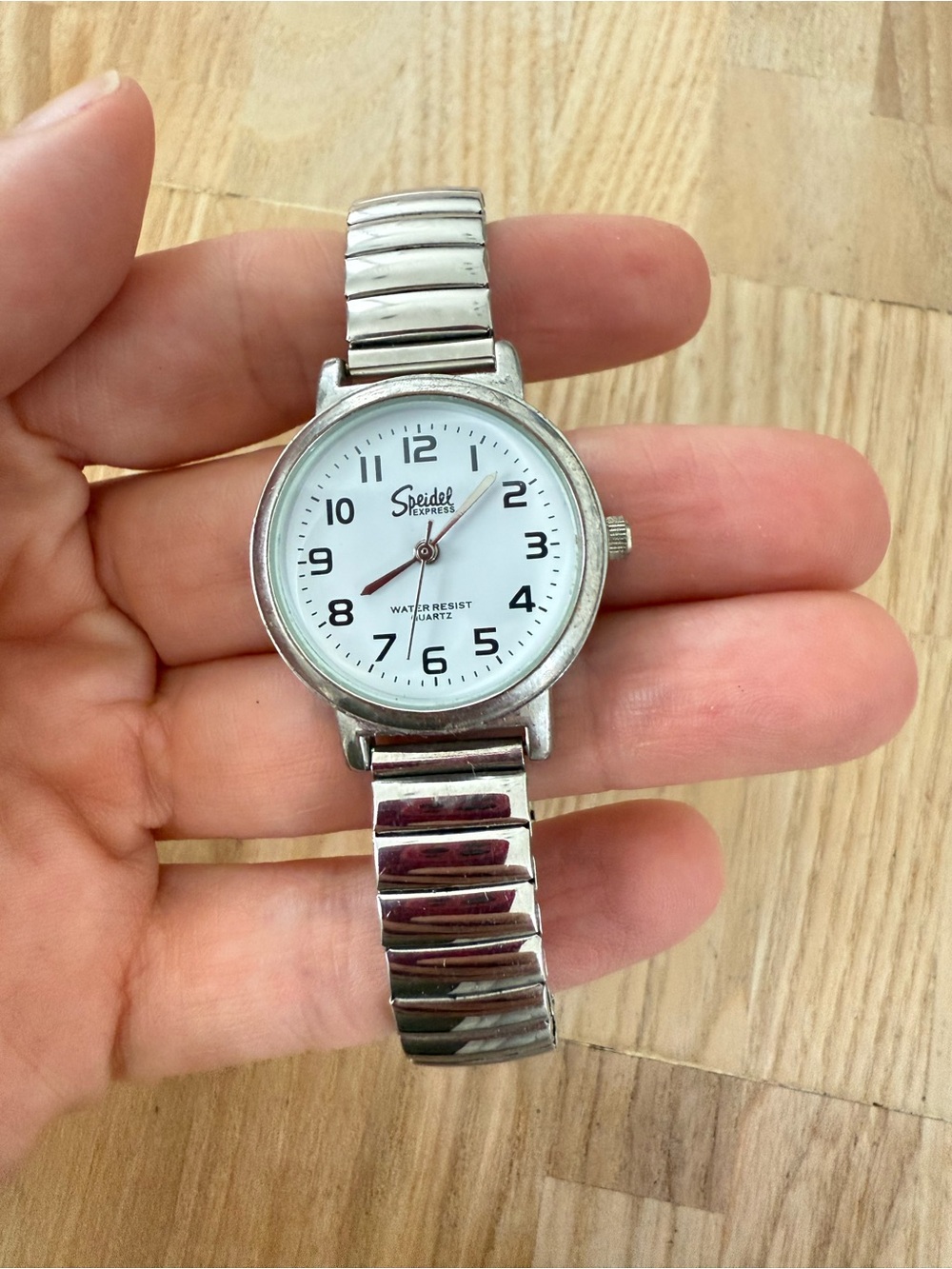 Speidel ladies silver tone expansion bracelet watch NEW BATTERY